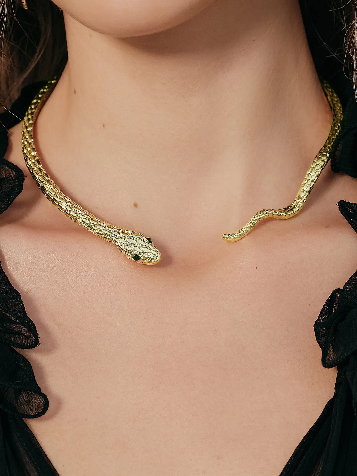 Snake Shaped Choker Necklace sold by COMMENSE product image thumbnail 2