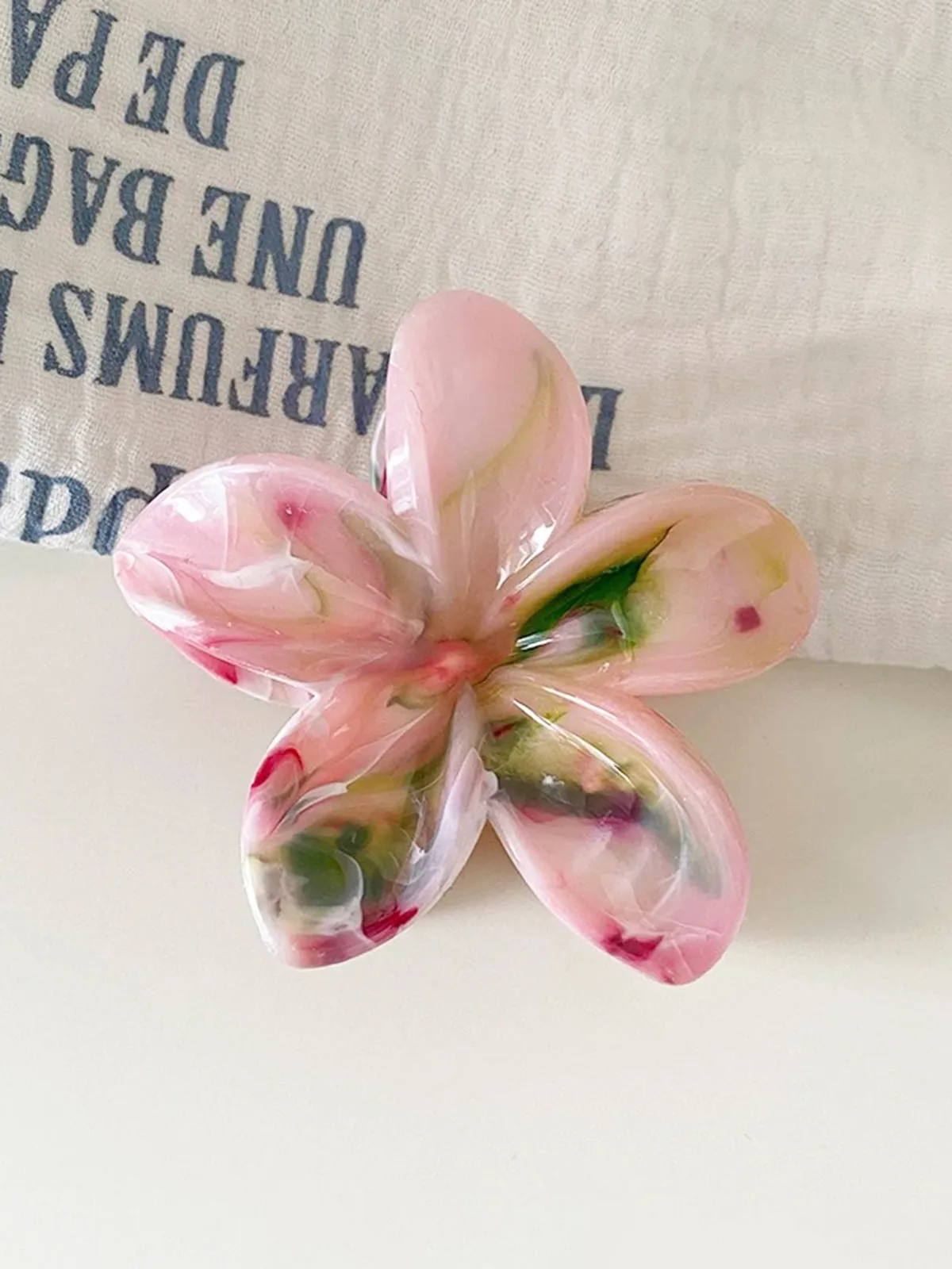 Flower-Shaped Hair Clip sold by COMMENSE product image thumbnail 2