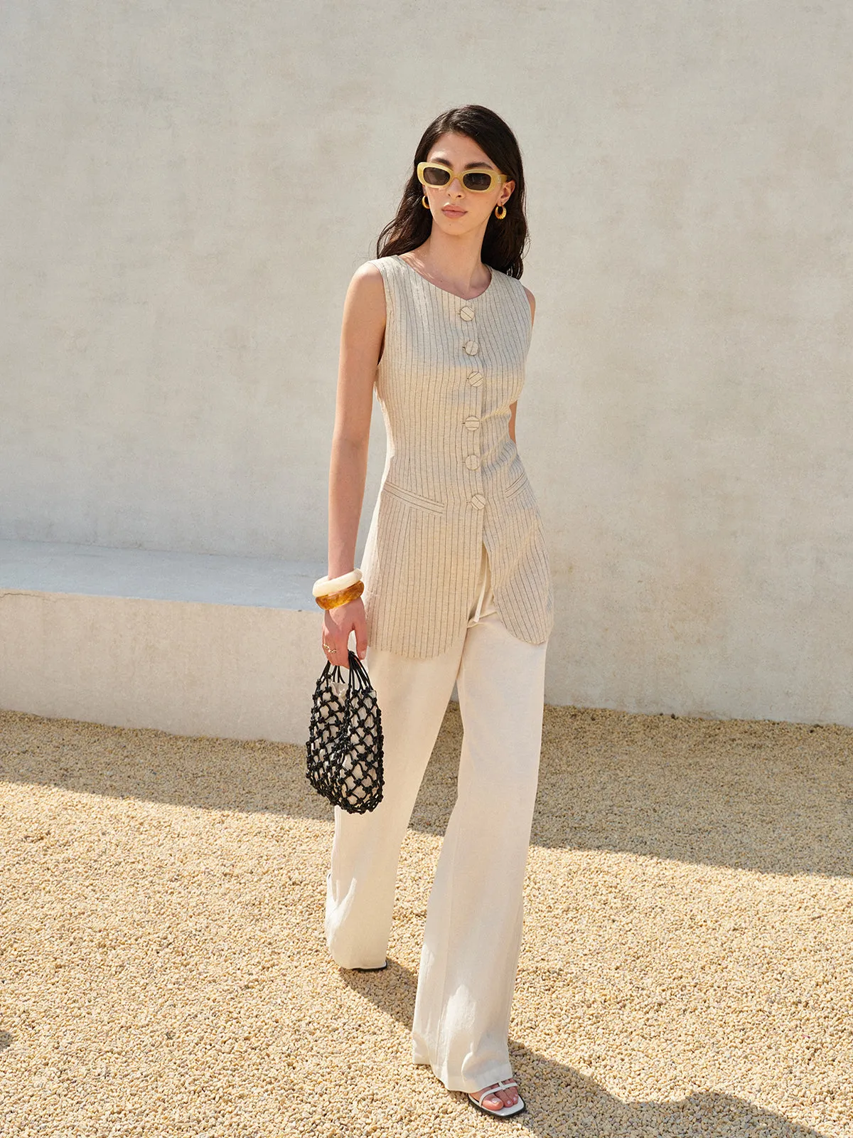 Cotton & Linen Button-Front Sleeveless Vest sold by COMMENSE product image thumbnail 4