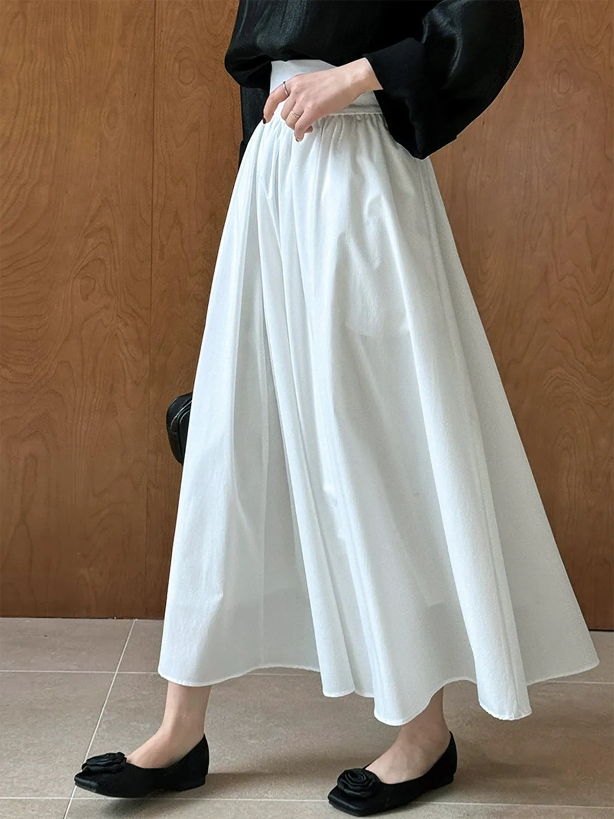 Semi-Sheer Elegant A-Line Pleated Skirt sold by COMMENSE product image thumbnail 4