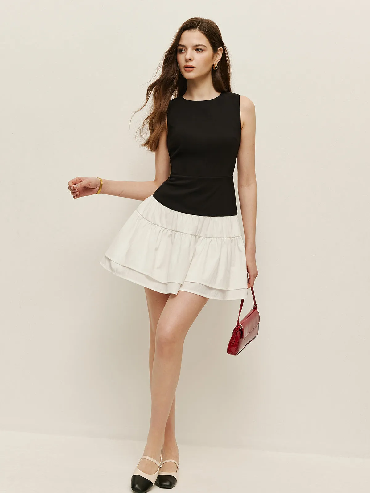 Two-Tone Tiered Sleeveless Dress sold by COMMENSE product image thumbnail 2