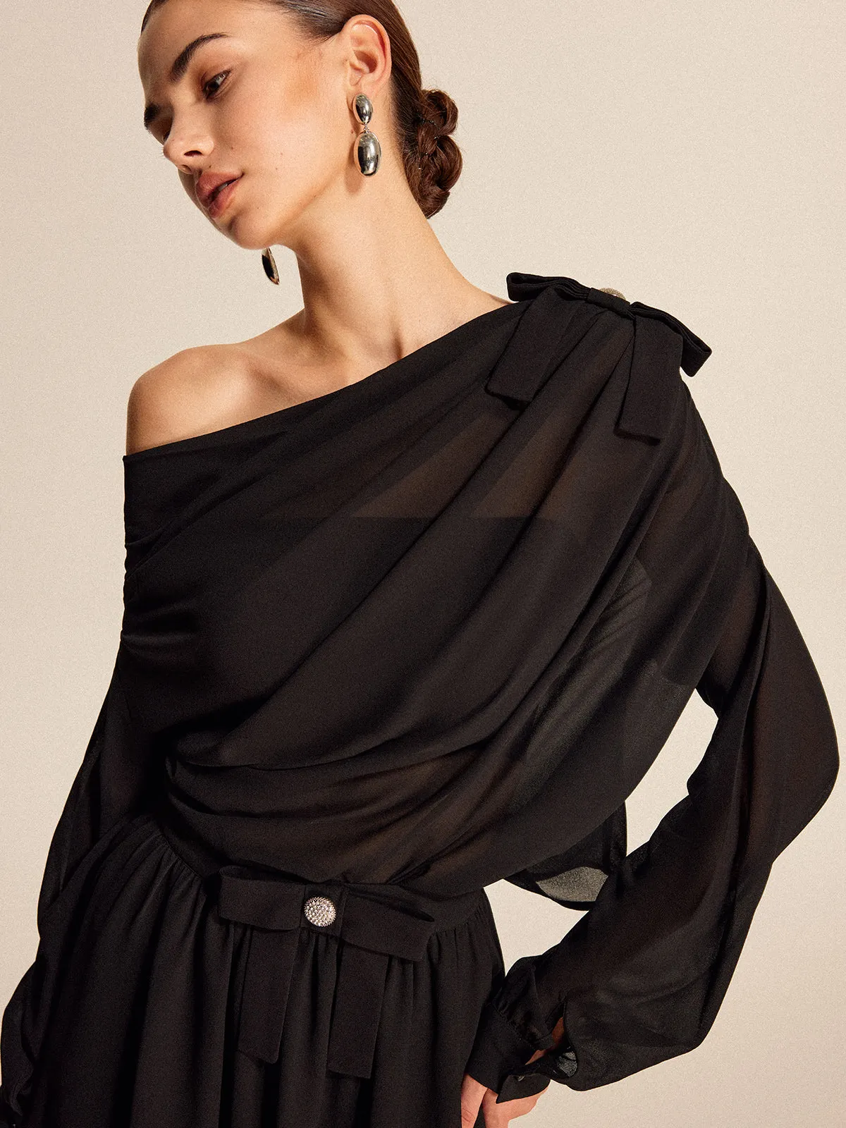 Semi-Sheer Chiffon One-Shoulder Bow Detail Skirt Set sold by COMMENSE product image thumbnail 2
