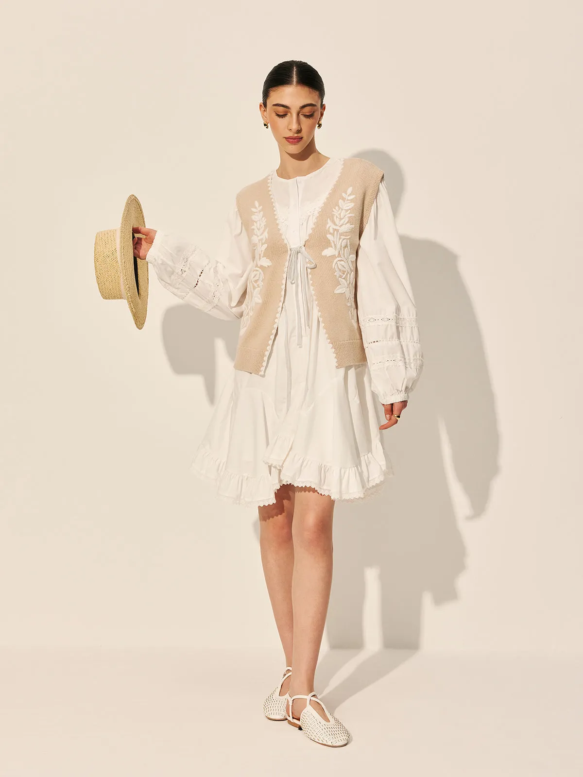 Embroidery Bow Floral Sweater Vest sold by COMMENSE product image thumbnail 5