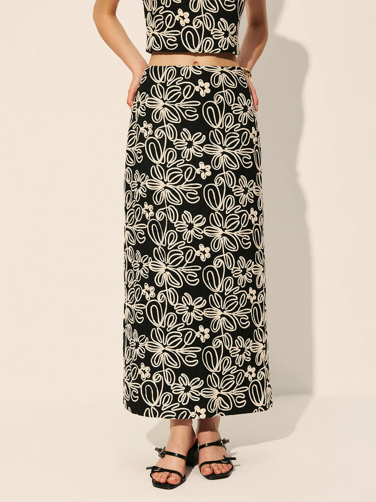 Embroidered Floral Split Skirt sold by COMMENSE product image thumbnail 4
