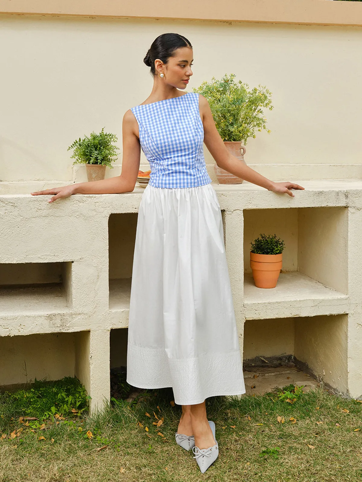 Checkerboard Bow Back Crop Top sold by COMMENSE product image thumbnail 4