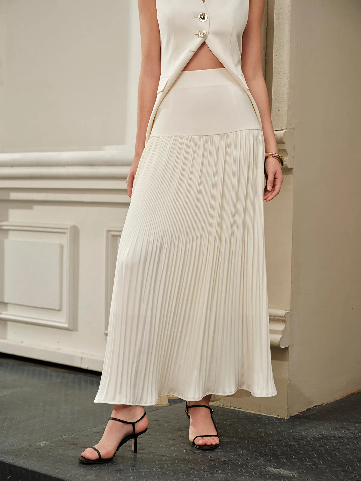Mid-Waist Pleated Skirt sold by COMMENSE product image thumbnail 5