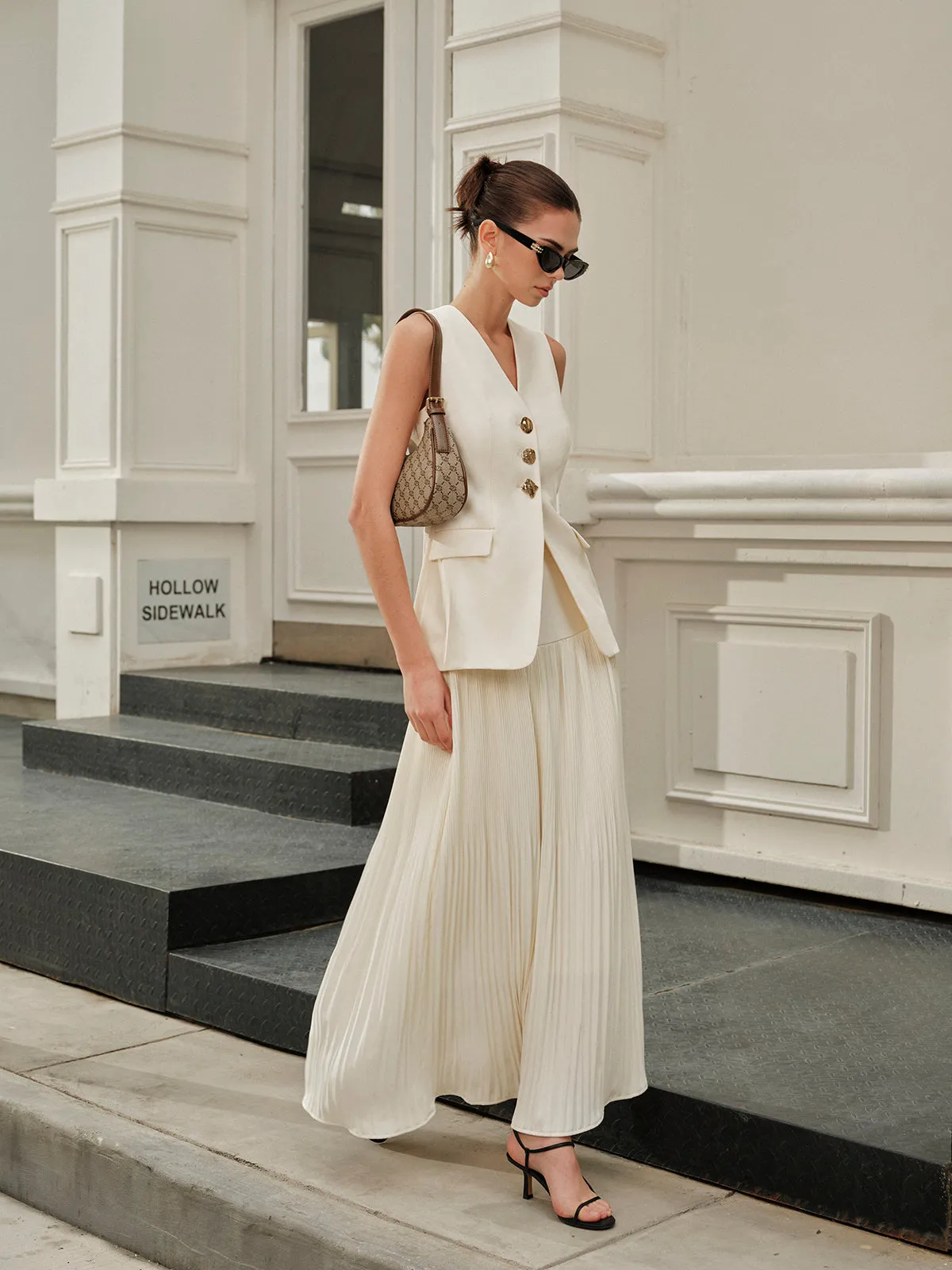 Mid-Waist Pleated Skirt sold by COMMENSE product image thumbnail 2