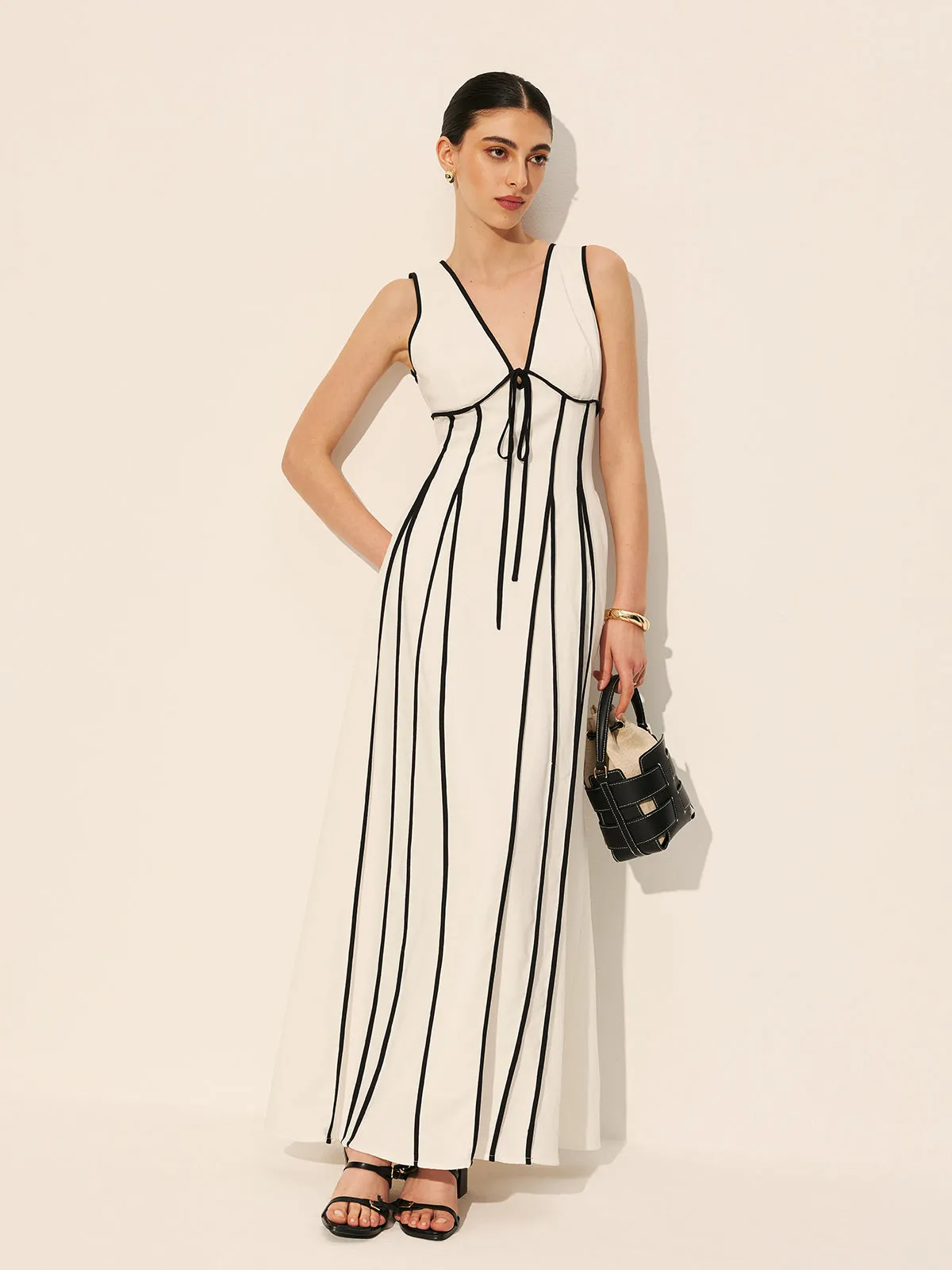 Contrast Trim Dress With Pockets sold by COMMENSE product image thumbnail 4