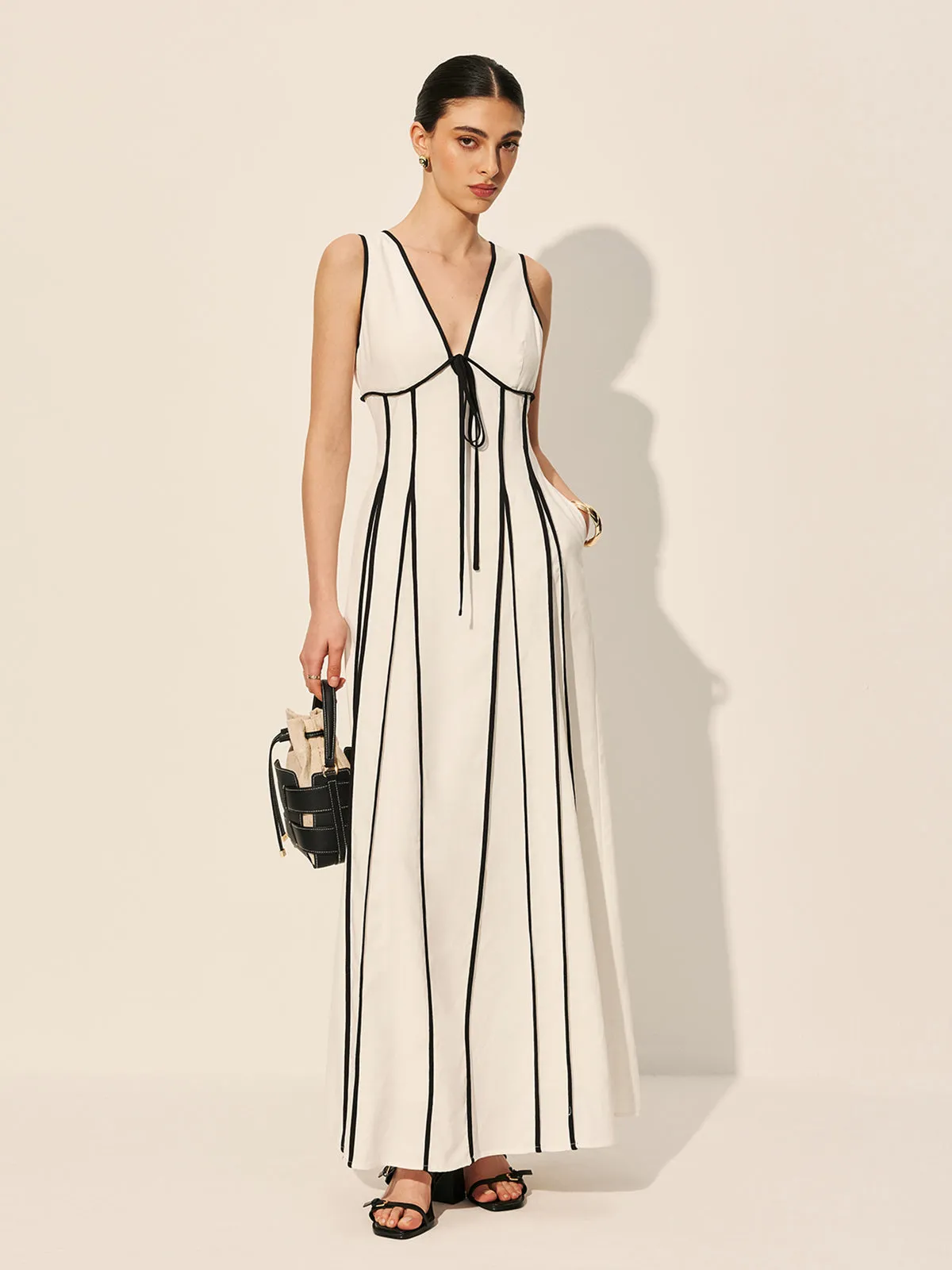 Contrast Trim Dress With Pockets sold by COMMENSE