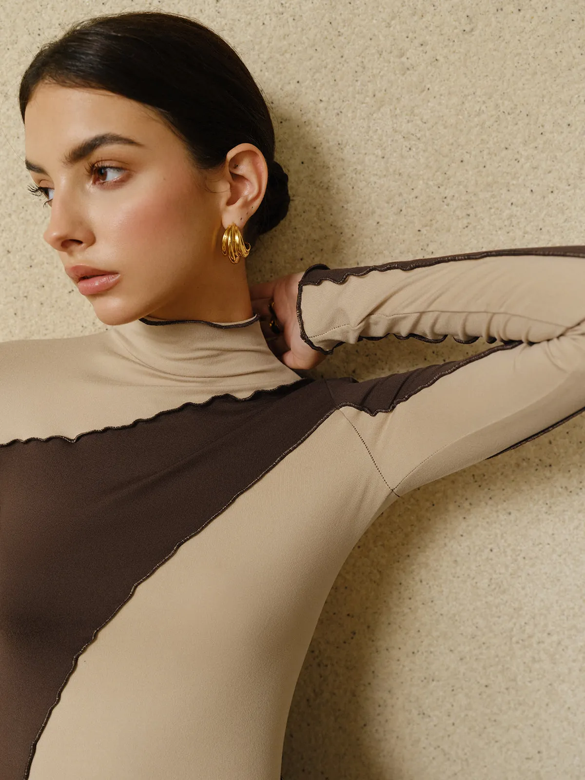 Semi-Sheer Color Block Lettuce Trim Jersey Top sold by COMMENSE product image thumbnail 4