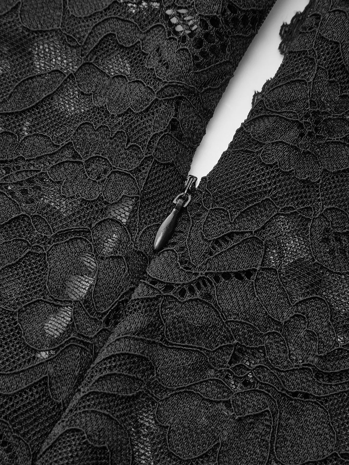 Sheer Lace Keyhole Cut-Out Dress With Ruched Design sold by COMMENSE product image thumbnail 3