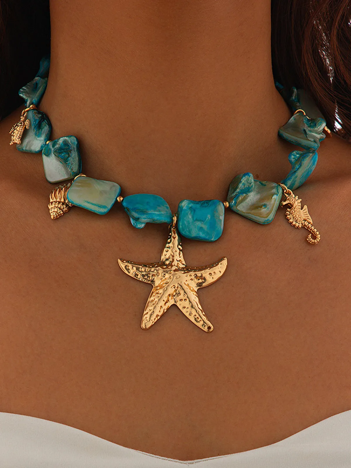 Ocean-Inspired Shell and Starfish Necklace sold by COMMENSE product image thumbnail 2