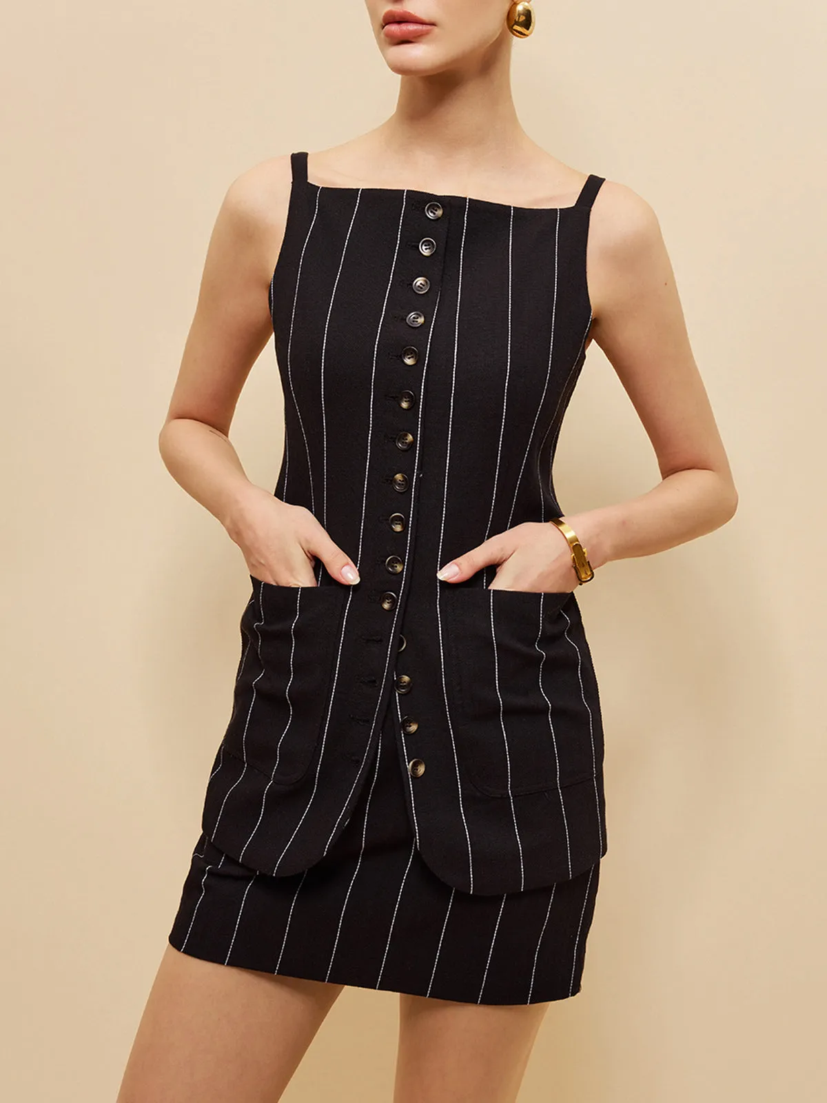 Linen & Cotton Sleeveless Buttoned Vest sold by COMMENSE product image thumbnail 5