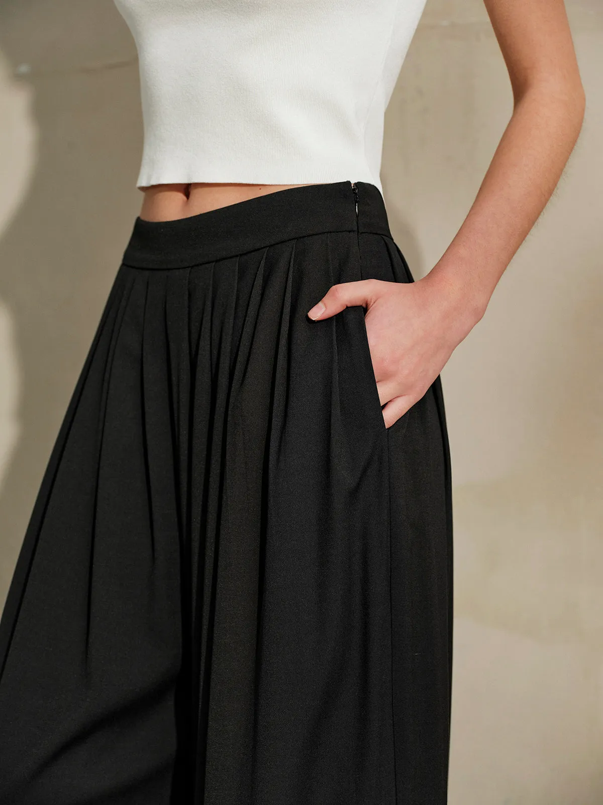 Mid-Waist Pleated Wide Leg Pants sold by COMMENSE product image thumbnail 2