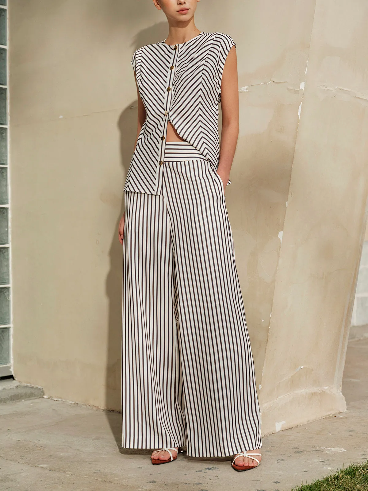 Striped Metal Round-Neck Shirt With Belt sold by COMMENSE product image thumbnail 5