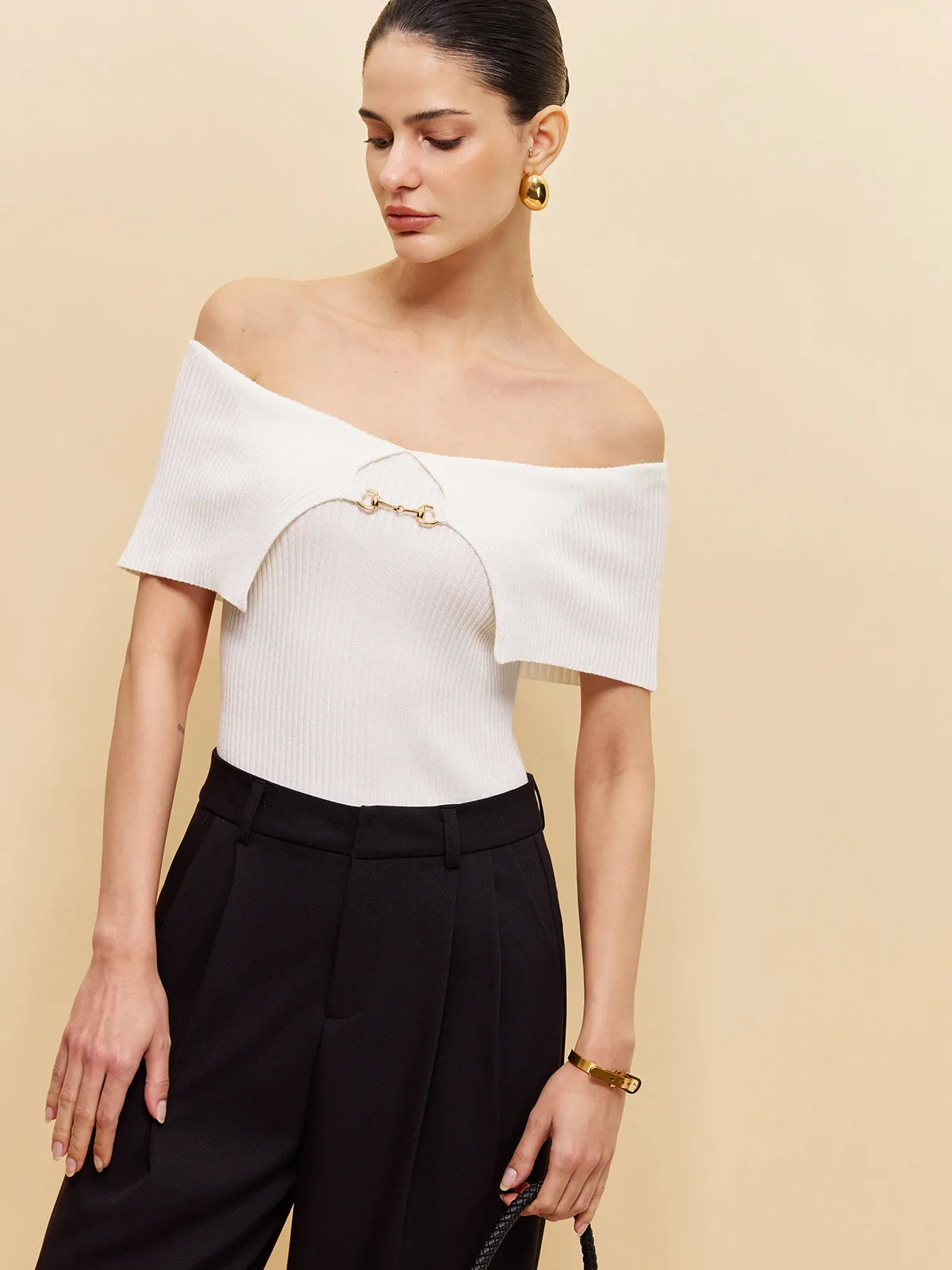 Off-Shoulder Chain Detail Ribbed Knit Top sold by COMMENSE product image thumbnail 3