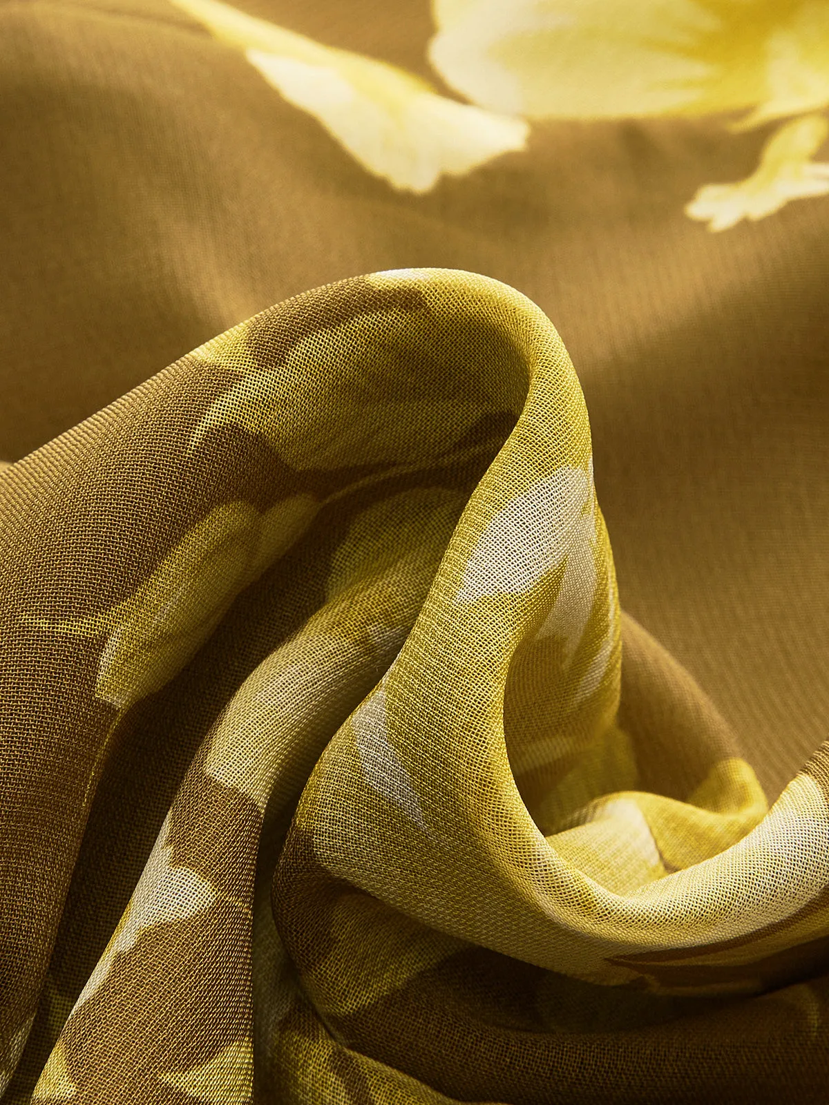 Floral Ruffle Hem Back Tie Cami Dres sold by COMMENSE product image thumbnail 4