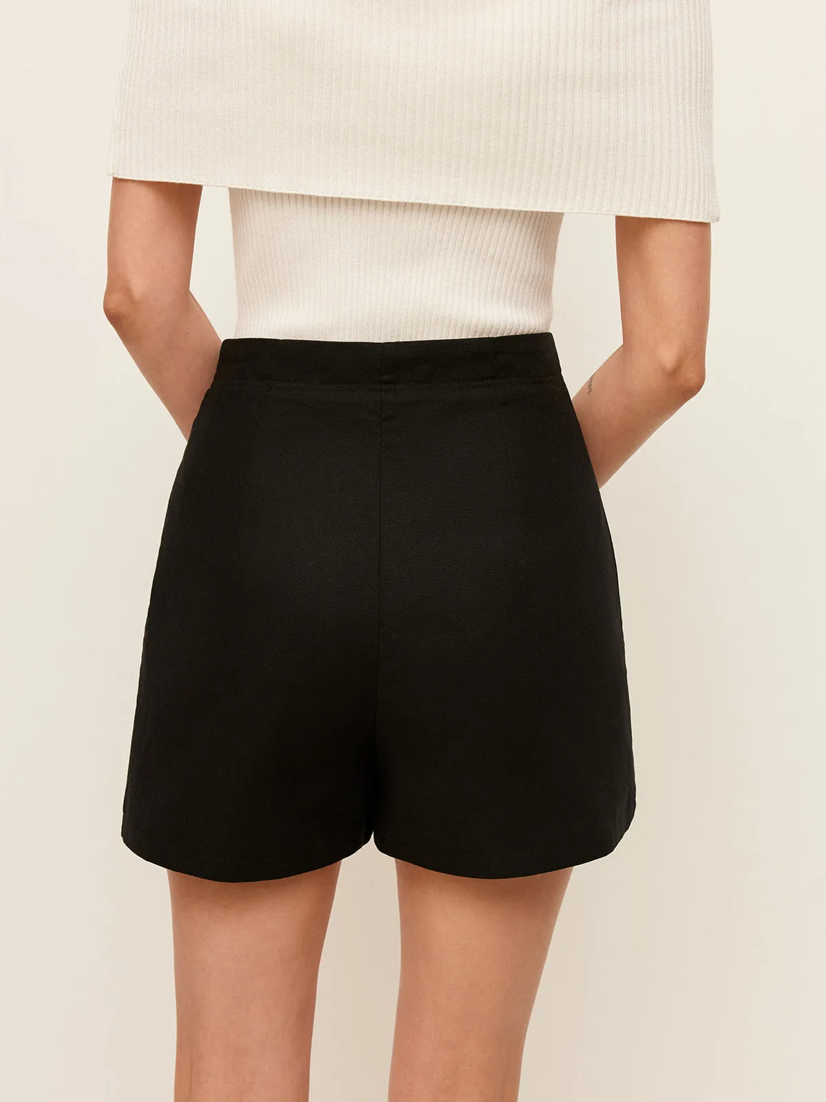 Cotton & Linen Pocket Detail Shorts Without Belt sold by COMMENSE product image thumbnail 5