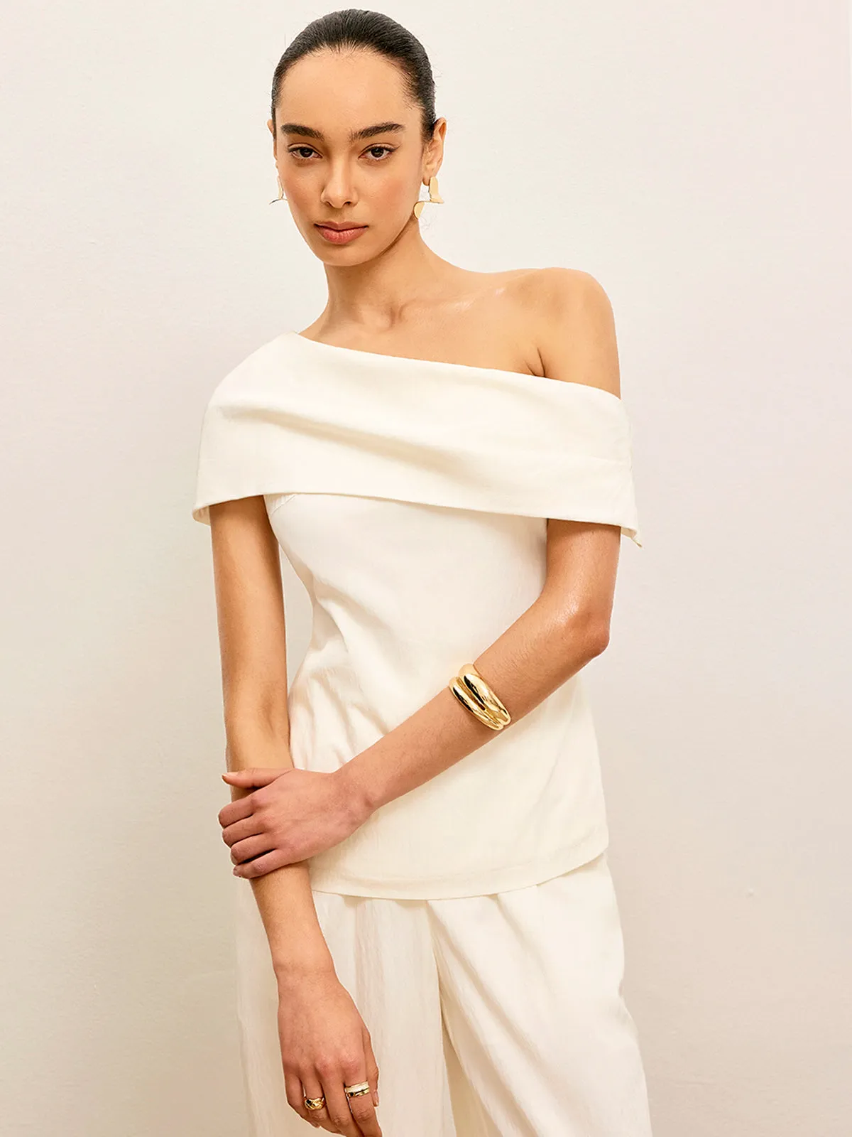 One-Shoulder Draped Top sold by COMMENSE