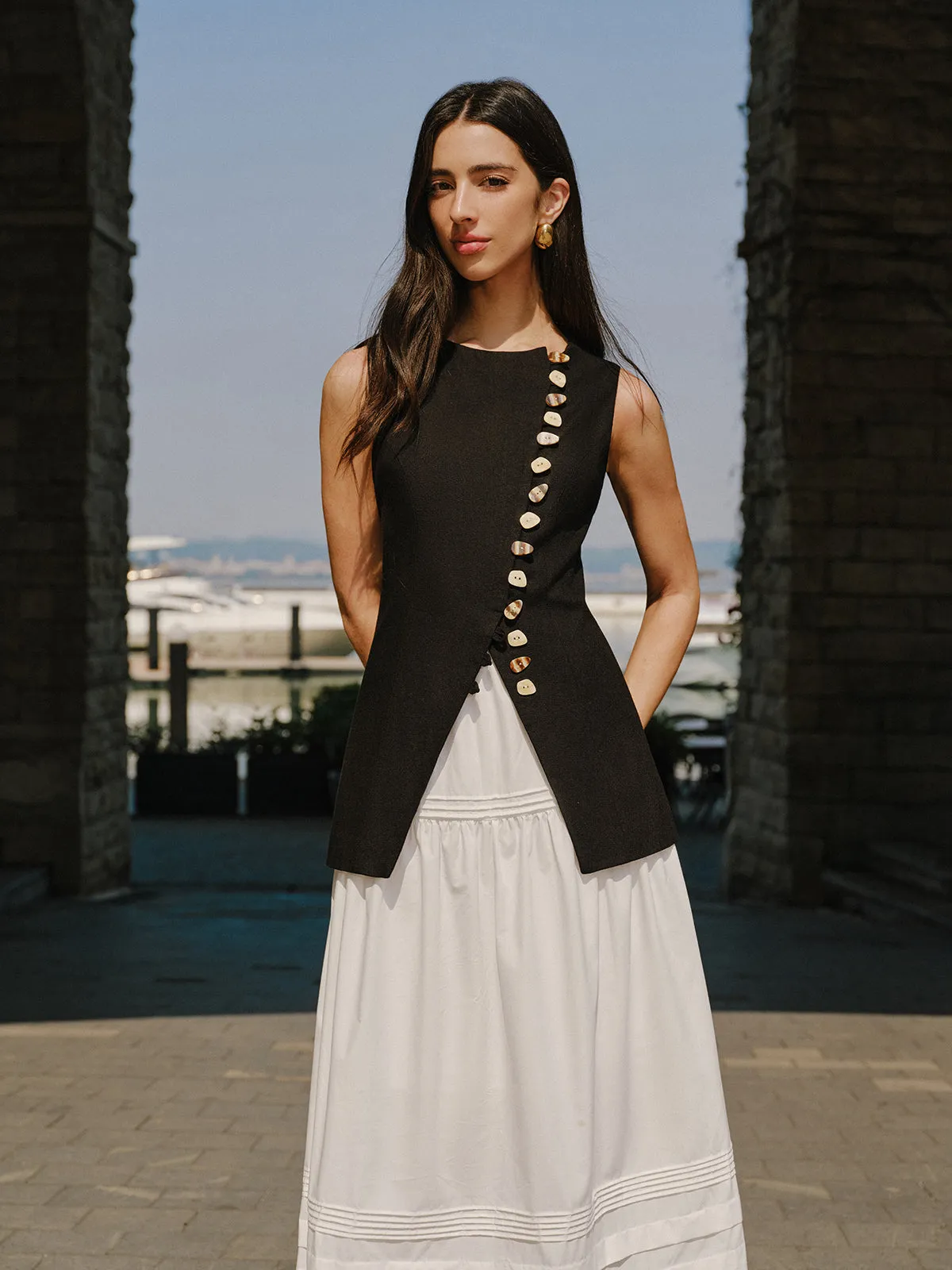 Linen Blend Button-Detail Vest sold by COMMENSE