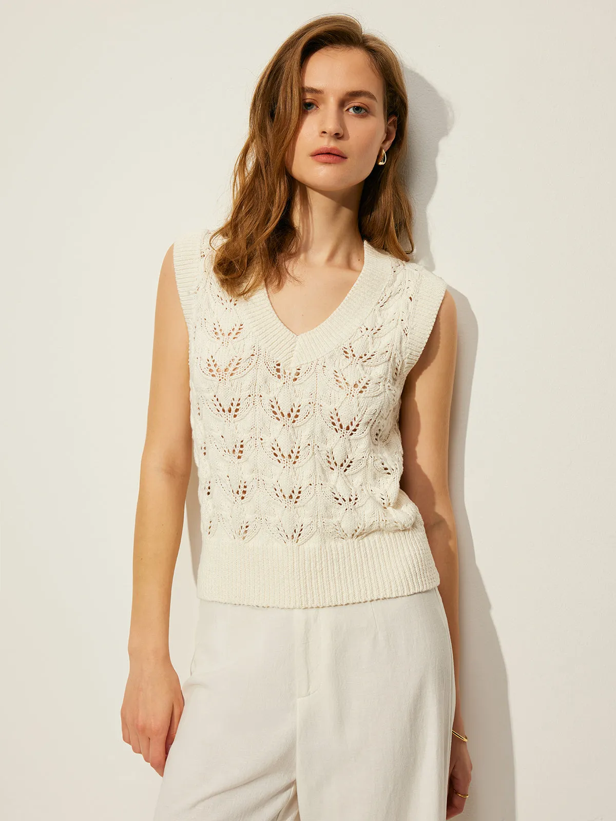 Crochet Floral V-Neck Sweater Vest sold by COMMENSE product image thumbnail 5
