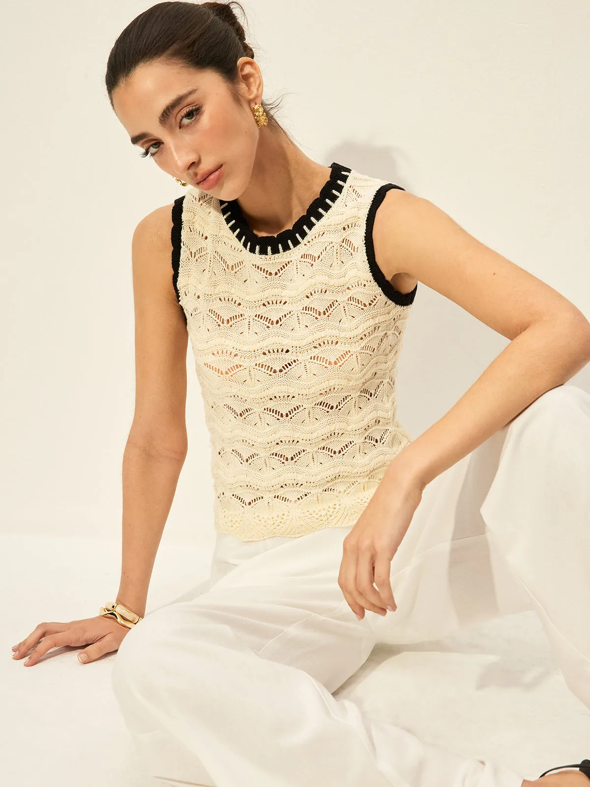 Crochet Contrast Trim Sweater Vest sold by COMMENSE product image thumbnail 4