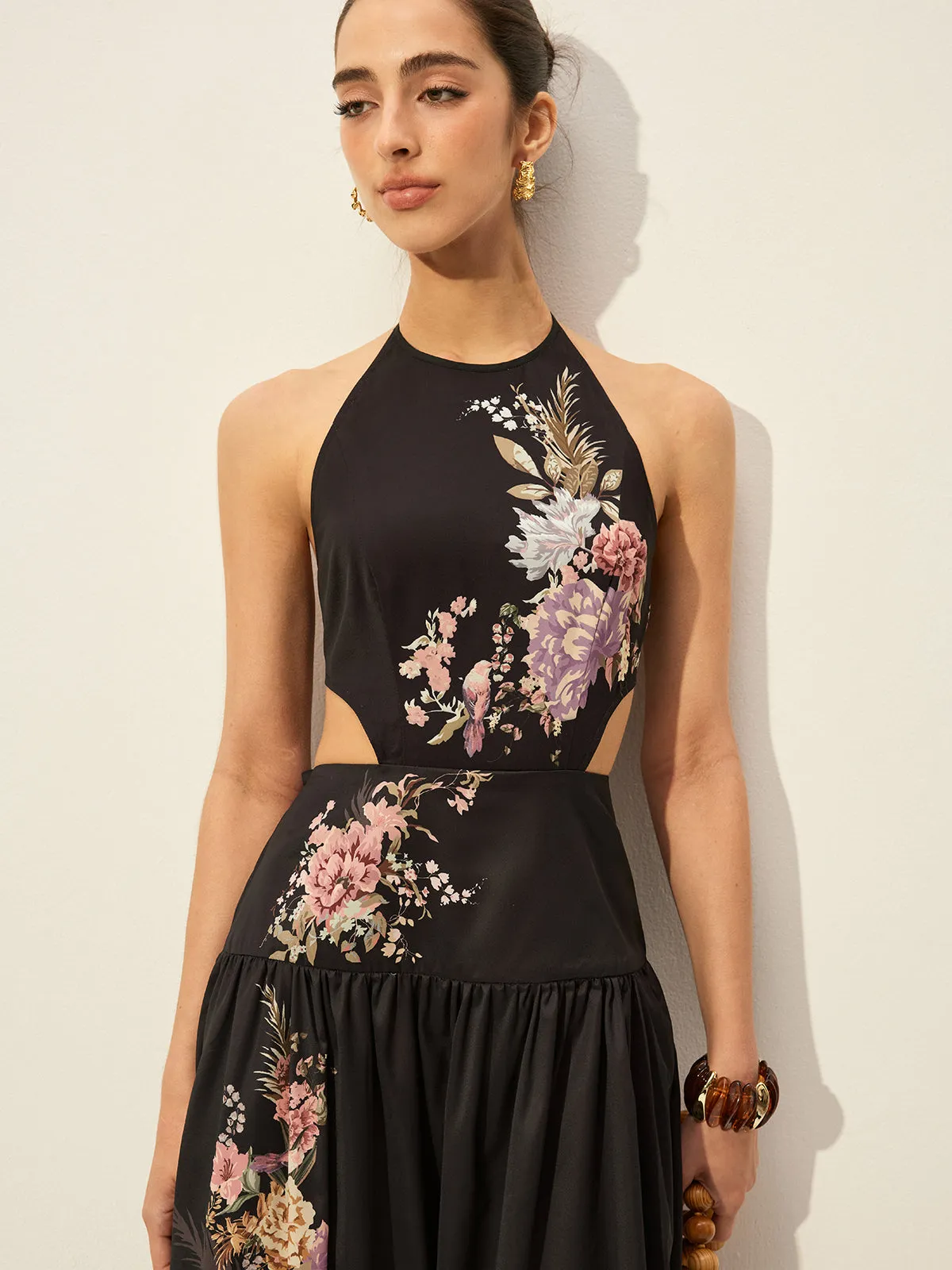 Floral Print Halter Neck Dress With Cut-Out Detail sold by COMMENSE product image thumbnail 4