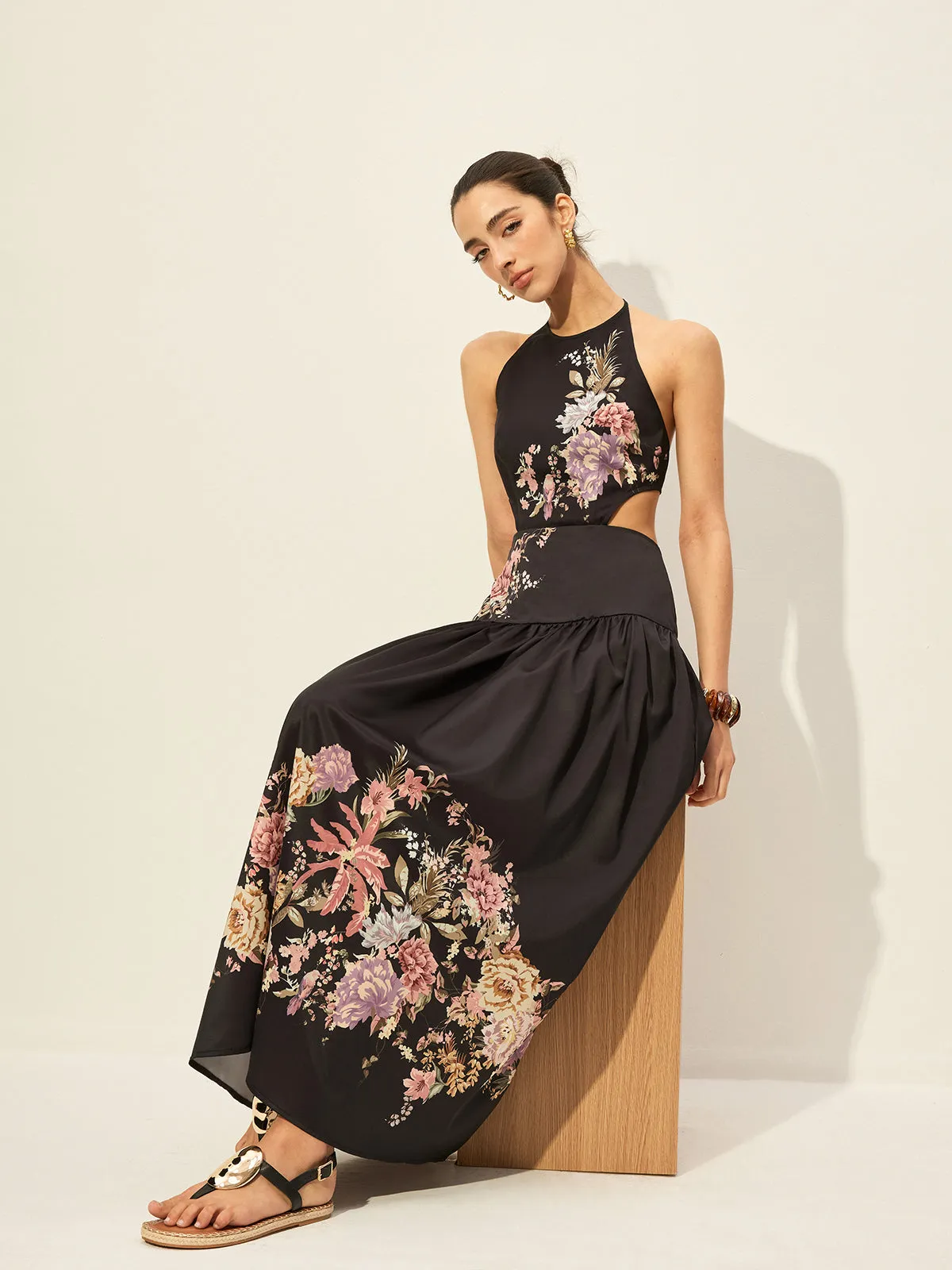 Floral Print Halter Neck Dress With Cut-Out Detail sold by COMMENSE product image thumbnail 5