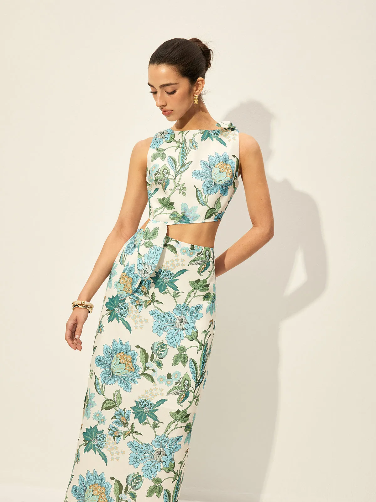 Floral Print Cut-Out Dress sold by COMMENSE product image thumbnail 5