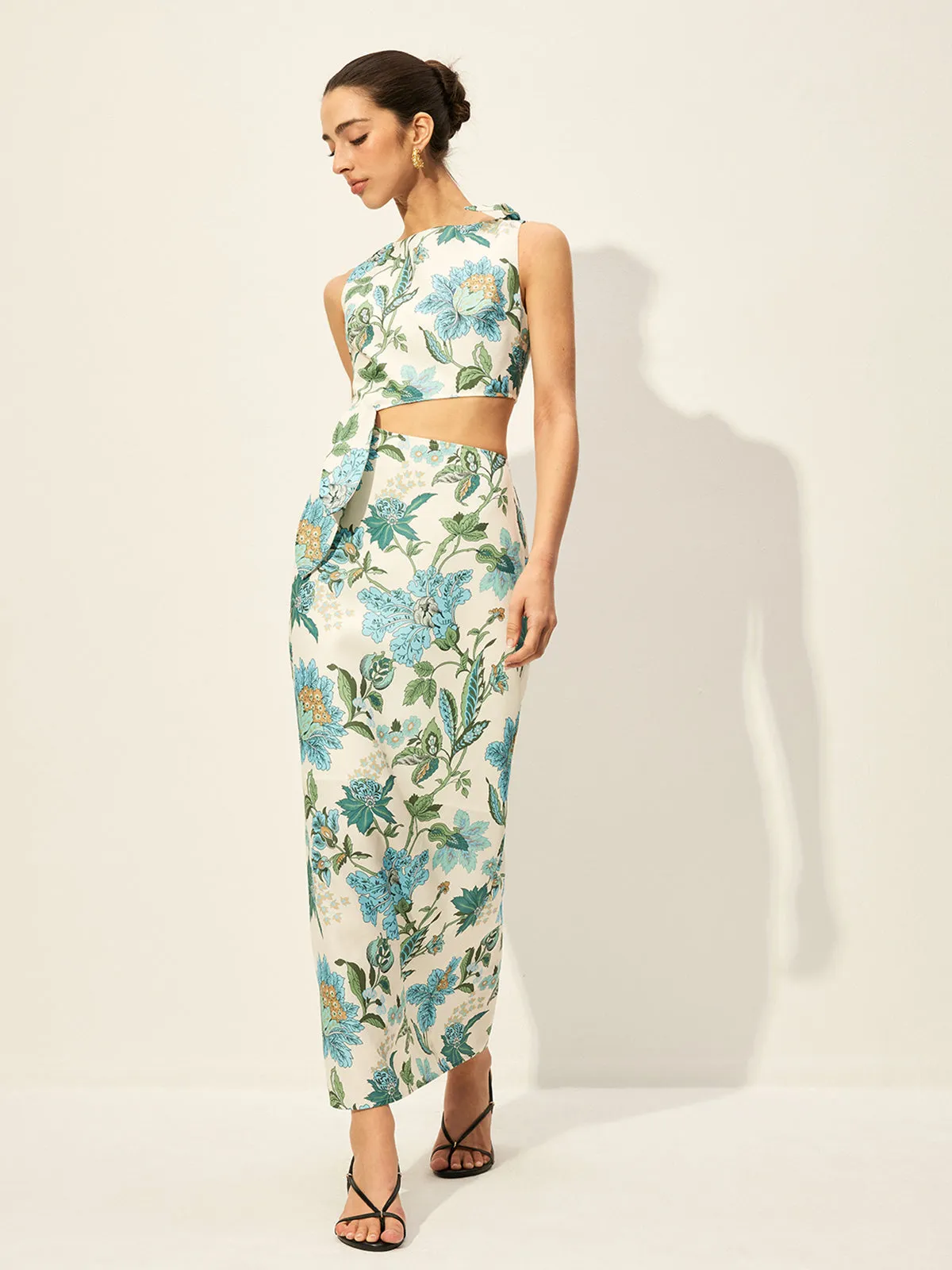 Floral Print Cut-Out Dress sold by COMMENSE product image thumbnail 2