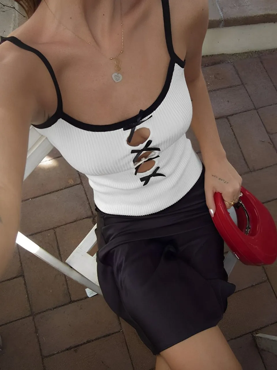 Contrast Trim Cut Out Cami Top sold by COMMENSE product image thumbnail 2