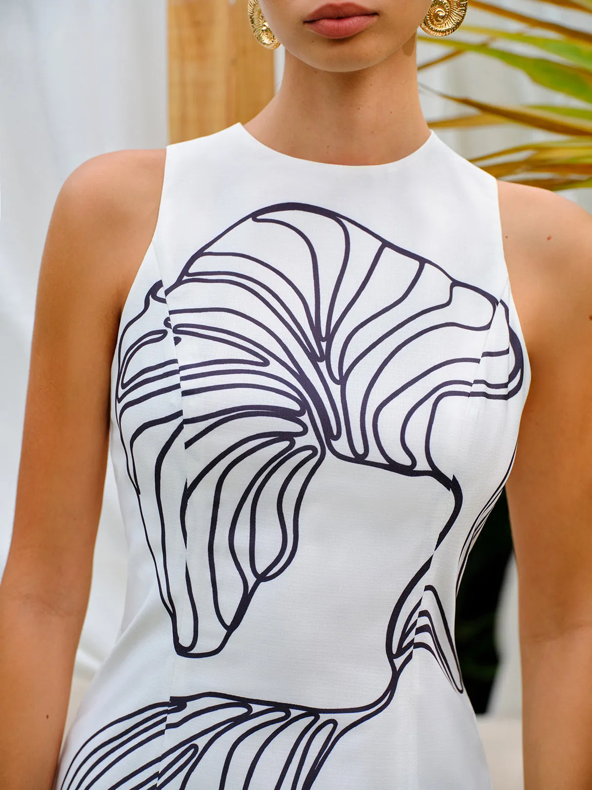 Floral Print Sleeveless Dress sold by COMMENSE product image thumbnail 5