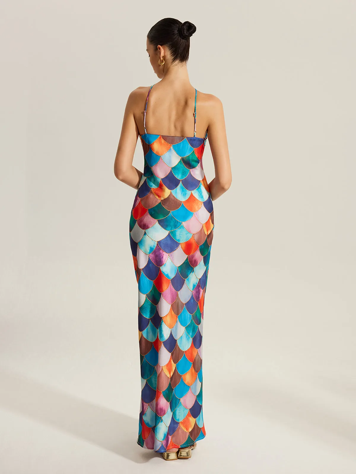 Colorful Scales Pattern Halter Dress sold by COMMENSE product image thumbnail 4