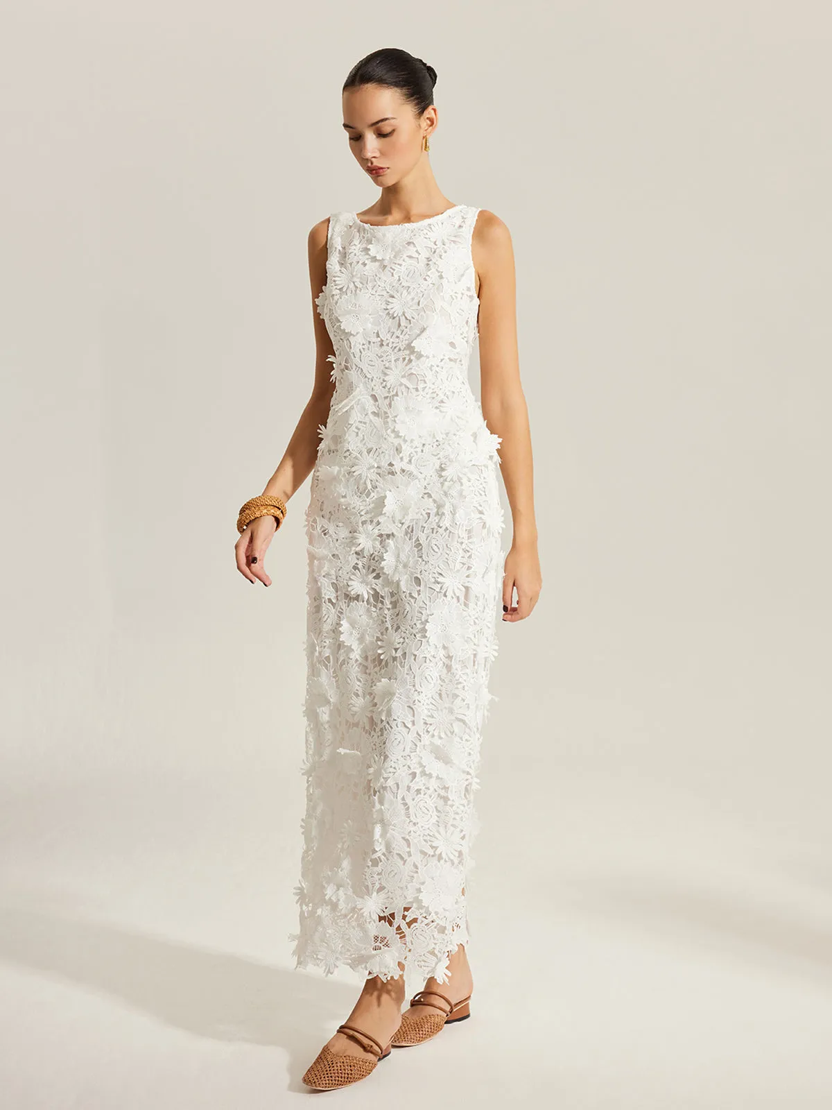 Floral Embroidered Sleeveless Lace Top sold by COMMENSE product image thumbnail 3