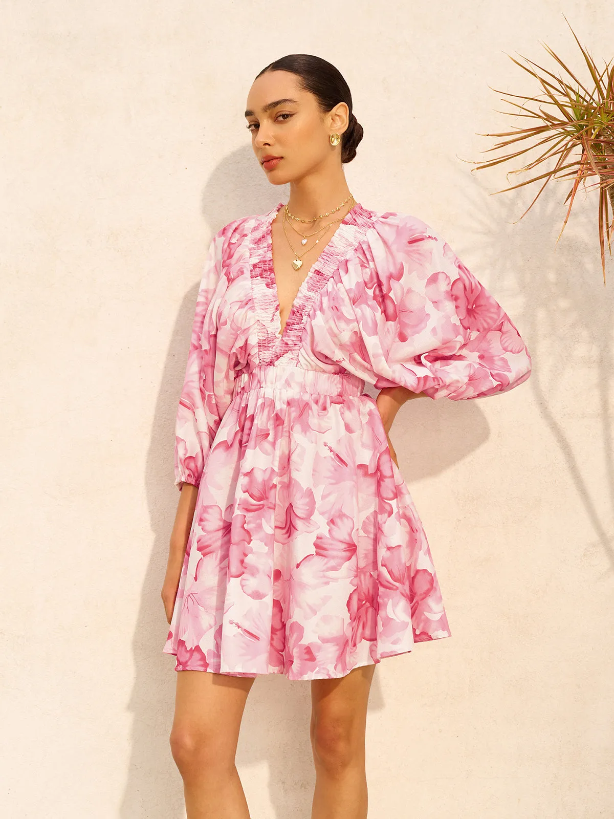 Floral Puff Sleeve Ruched V-Neck Dress sold by COMMENSE product image thumbnail 4