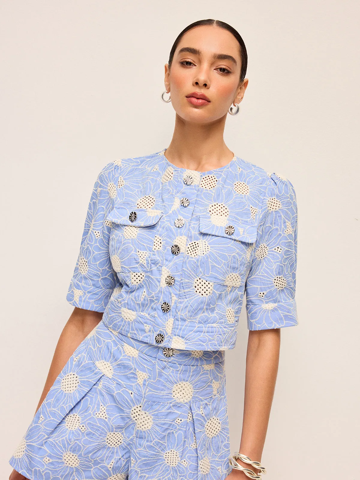 Floral Embroidered Button-Front Cropped Top sold by COMMENSE product image thumbnail 4