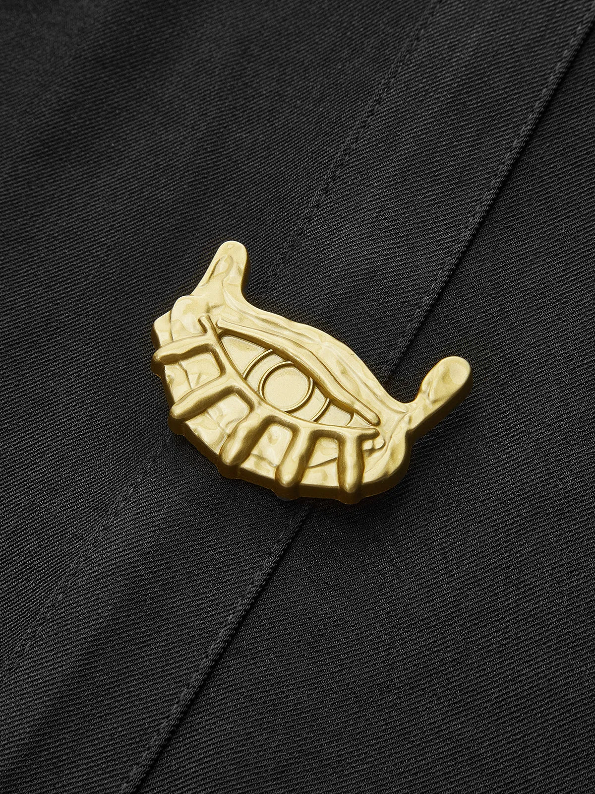 Wide Collar Button-Down Pleated Dress sold by COMMENSE product image thumbnail 3