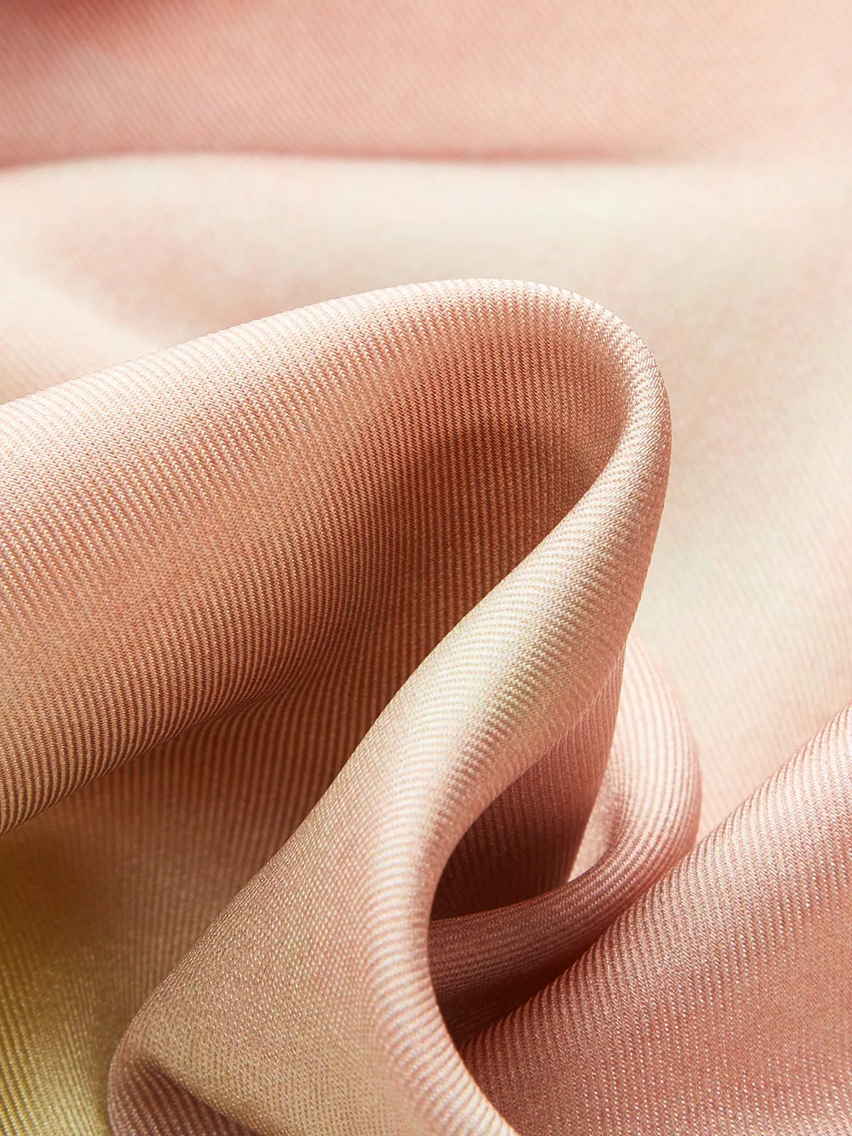 Short-Sleeve Color Gradient Maxi Dress With Cinched Waist sold by COMMENSE product image thumbnail 4