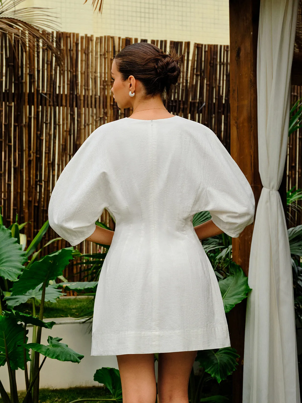 Cotton-Linen Blend V-Neck Puff Sleeve Dress sold by COMMENSE product image thumbnail 3