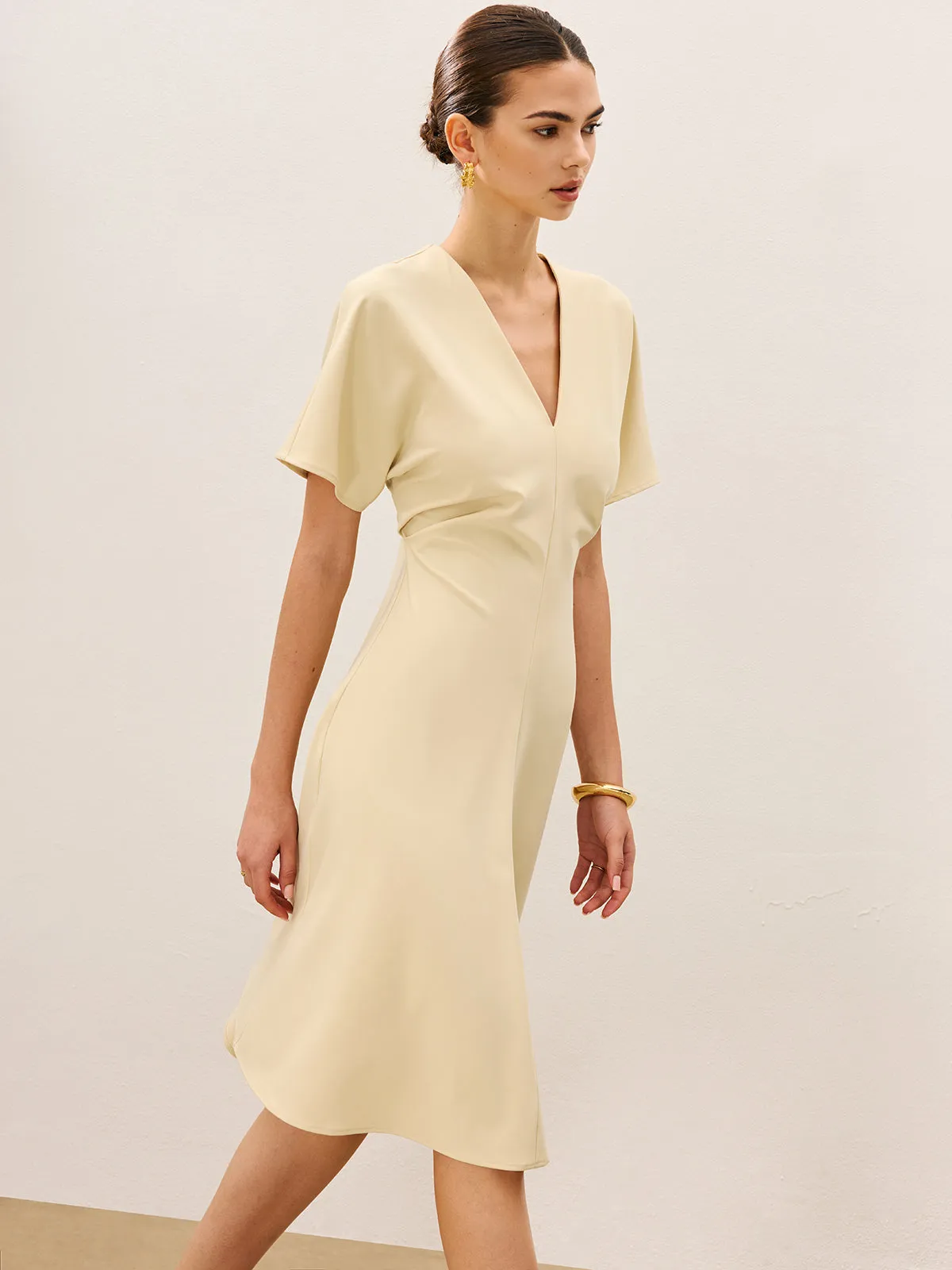 V-Neck Short Sleeve Midi Dress sold by COMMENSE