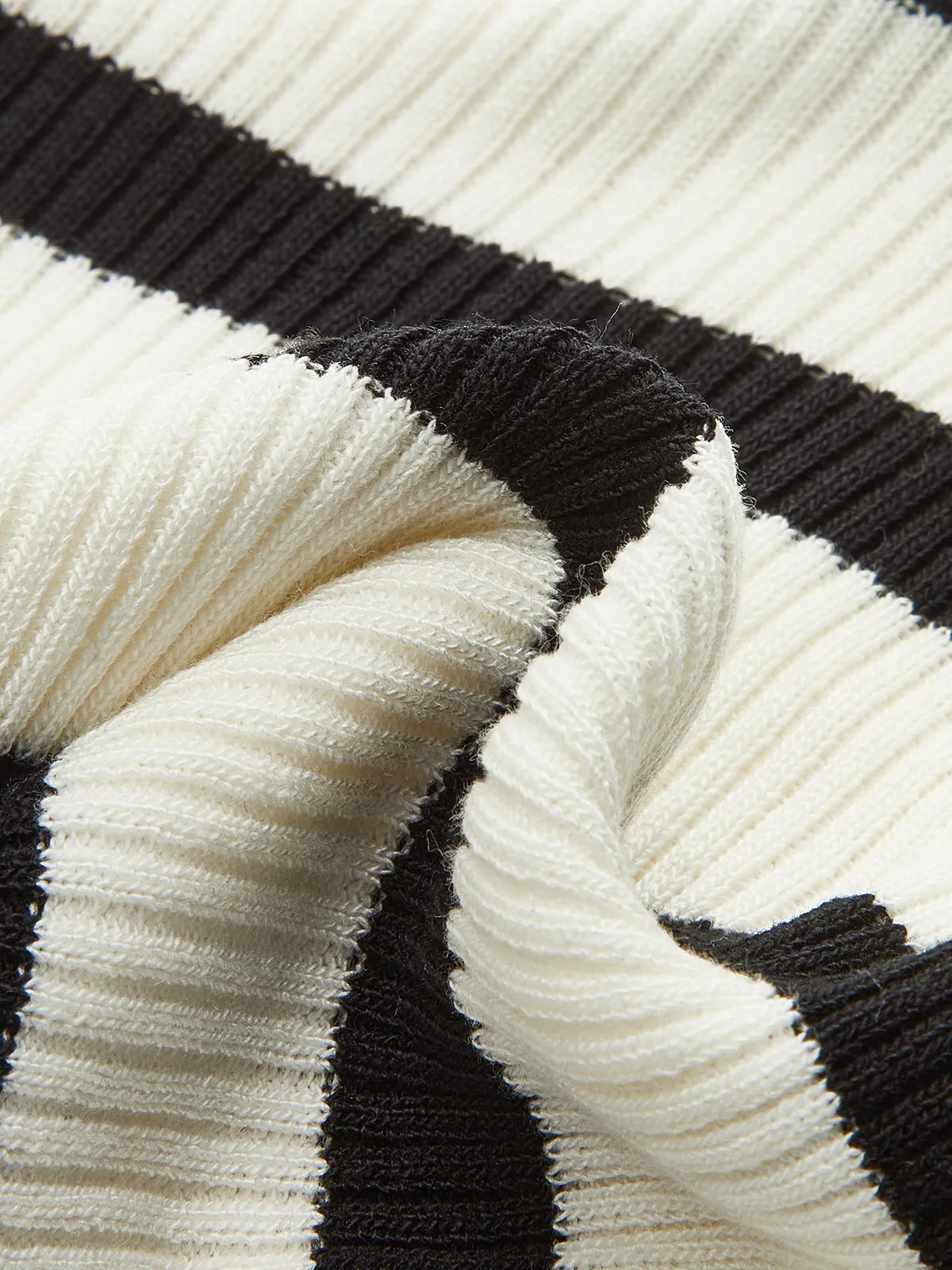 Striped Knit Halter Crop Top sold by COMMENSE product image thumbnail 4