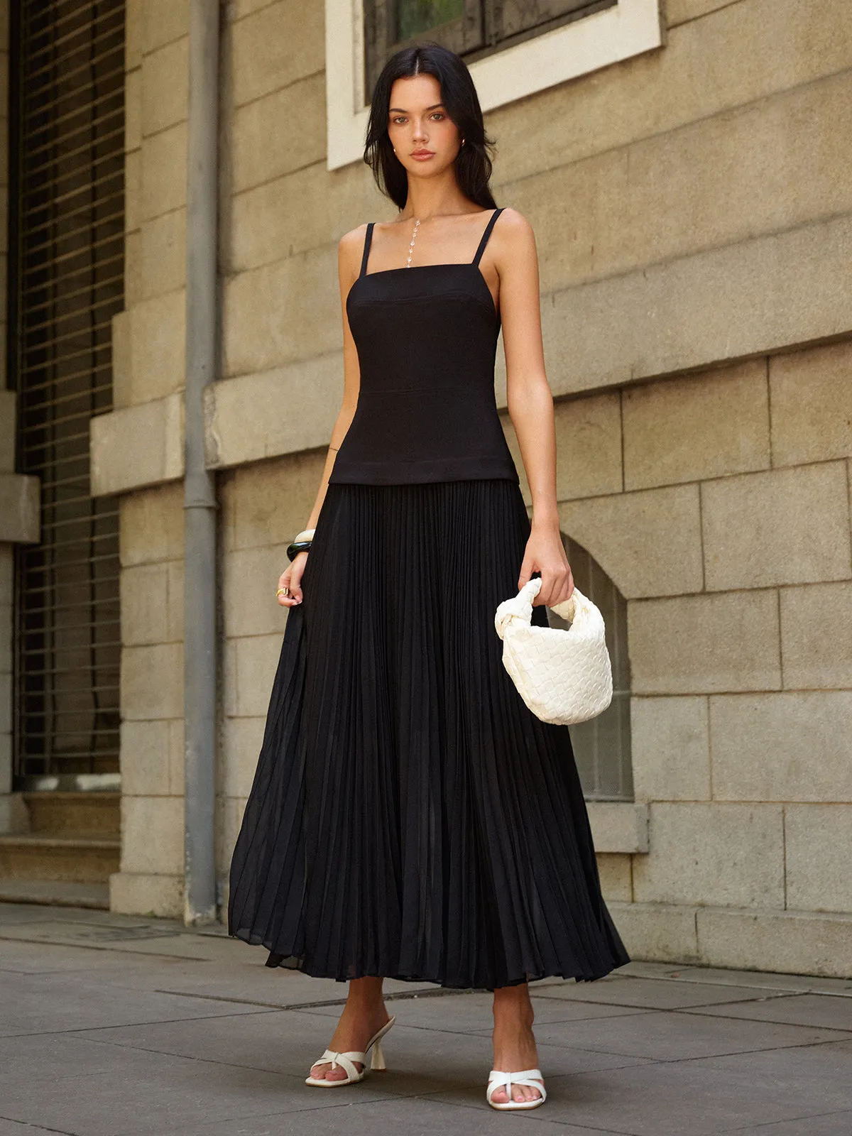 Spaghetti-Strap Backless Pleated Maxi Dress sold by COMMENSE product image thumbnail 4