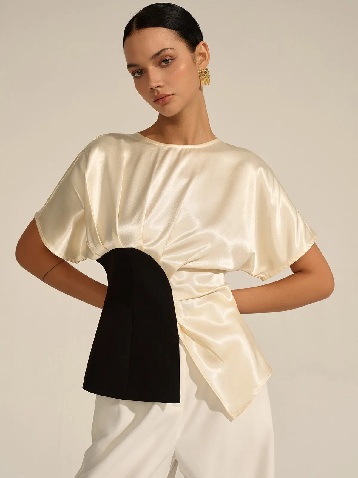 Asymmetric Color-Block Top sold by COMMENSE product image thumbnail 5