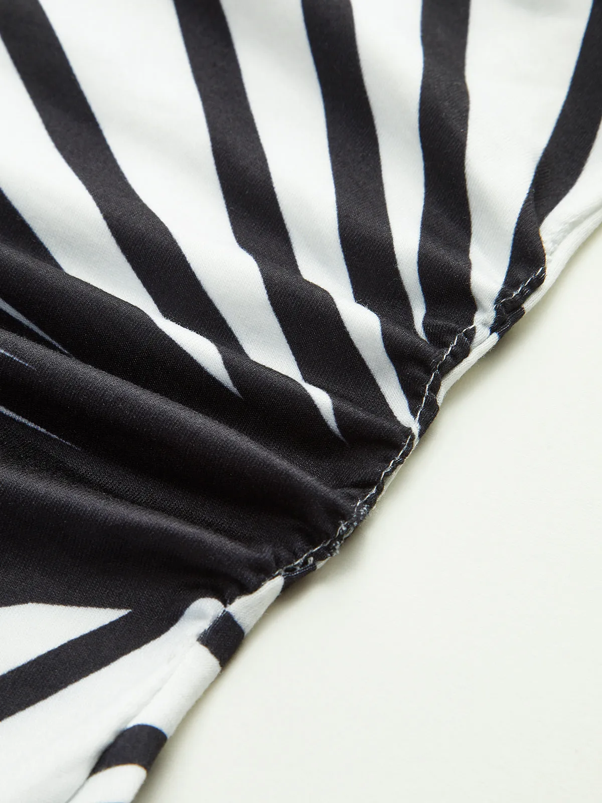 Asymmetrical One-Shoulder Striped Top sold by COMMENSE product image thumbnail 3