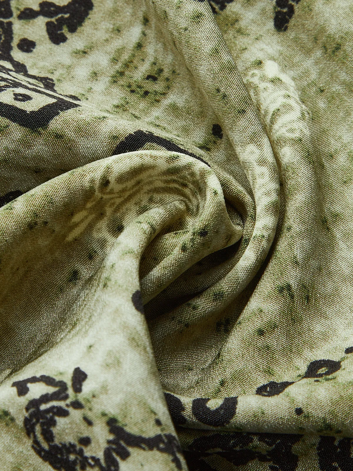 Paisley Print Wide-Leg Pants sold by COMMENSE product image thumbnail 4