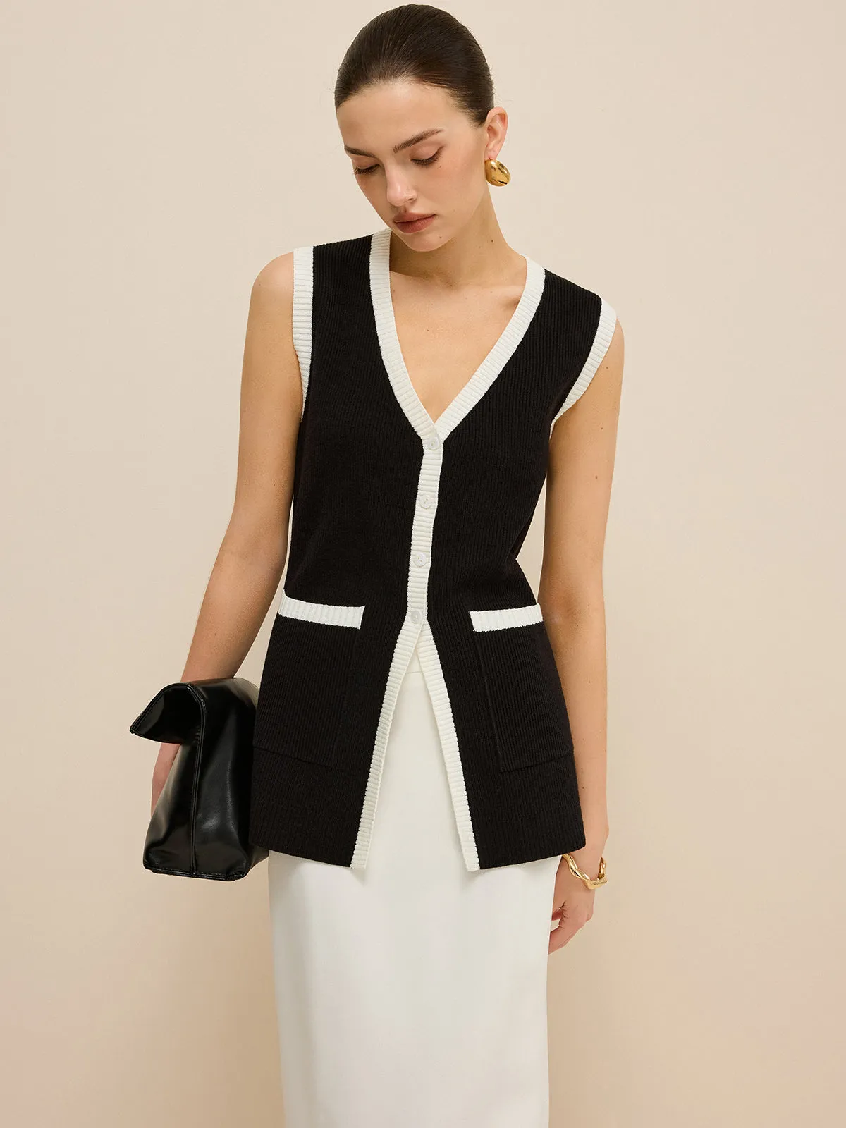 Contrast Trim V-Neck Knit Vest sold by COMMENSE product image thumbnail 3