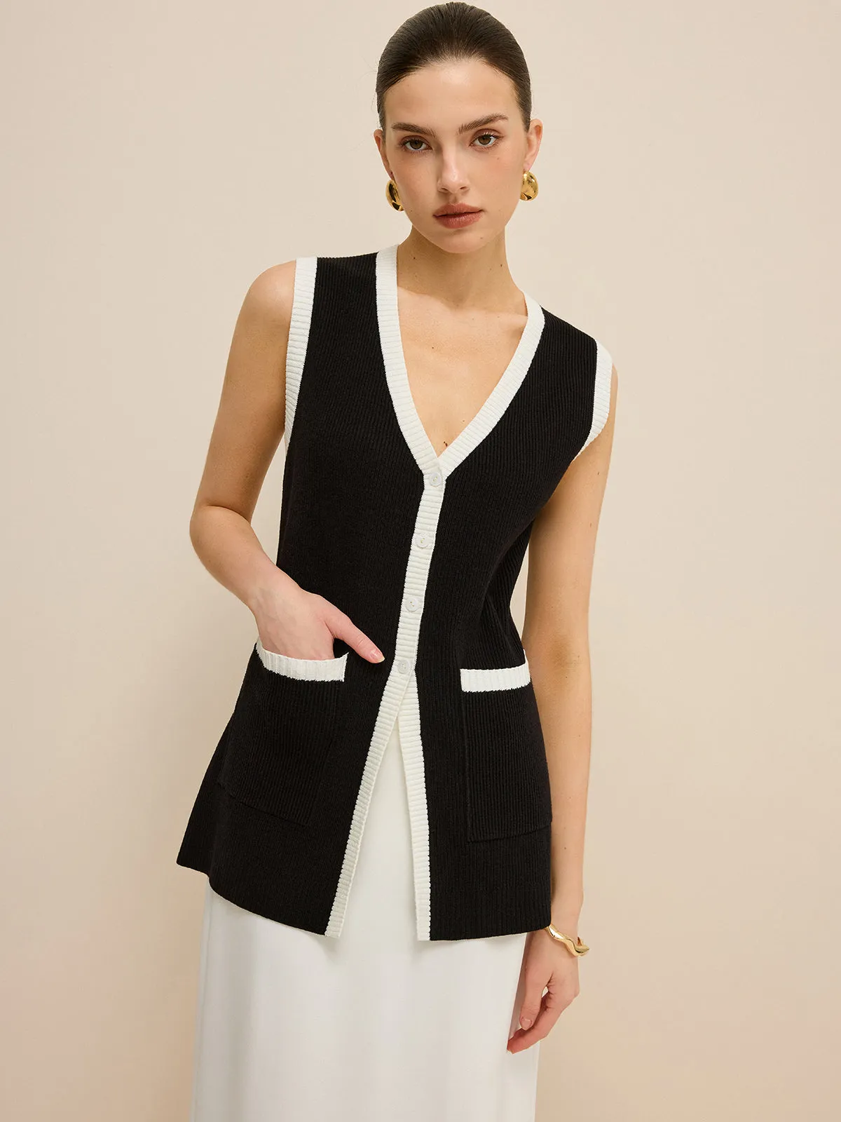 Contrast Trim V-Neck Knit Vest sold by COMMENSE product image thumbnail 2