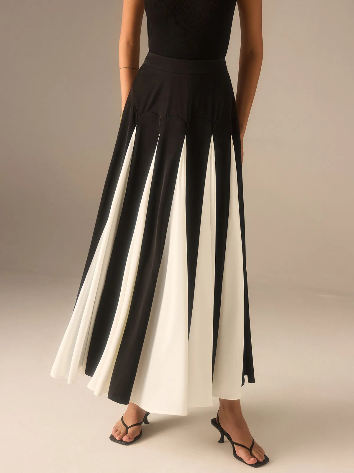 Color-Blocked Midi Skirt with Insert Panels sold by COMMENSE product image thumbnail 3