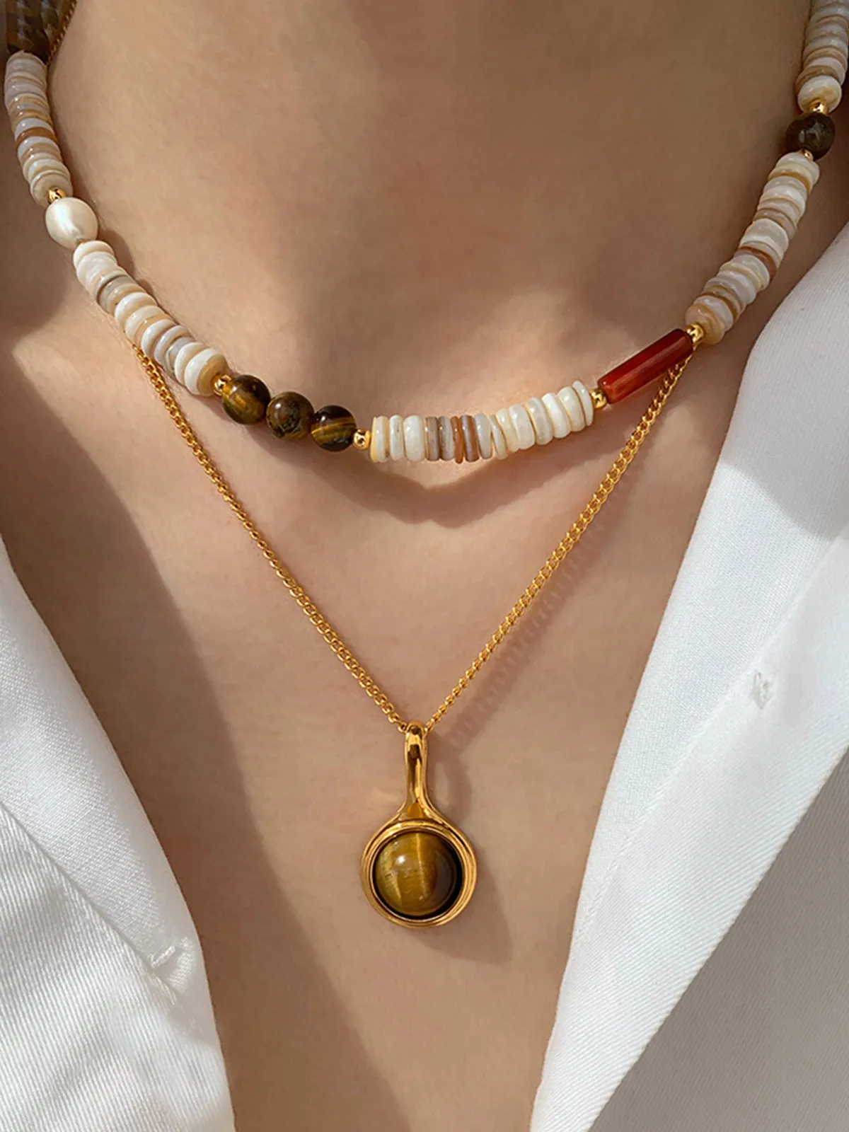 Tiger Eye and Shell Beaded Necklace sold by COMMENSE product image thumbnail 2