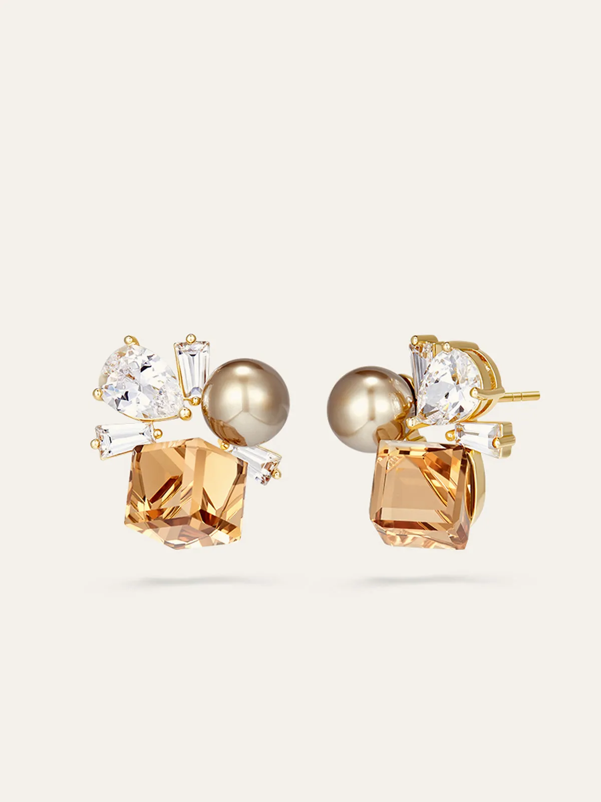 Crystal and Pearl Cluster Earrings sold by COMMENSE product image thumbnail 2